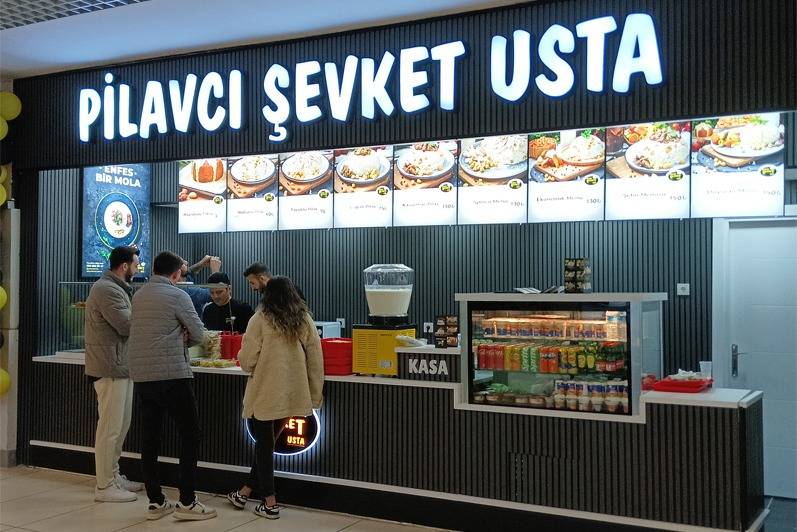 منضدة خدمة مطعم Pilavcı Şevket Usta